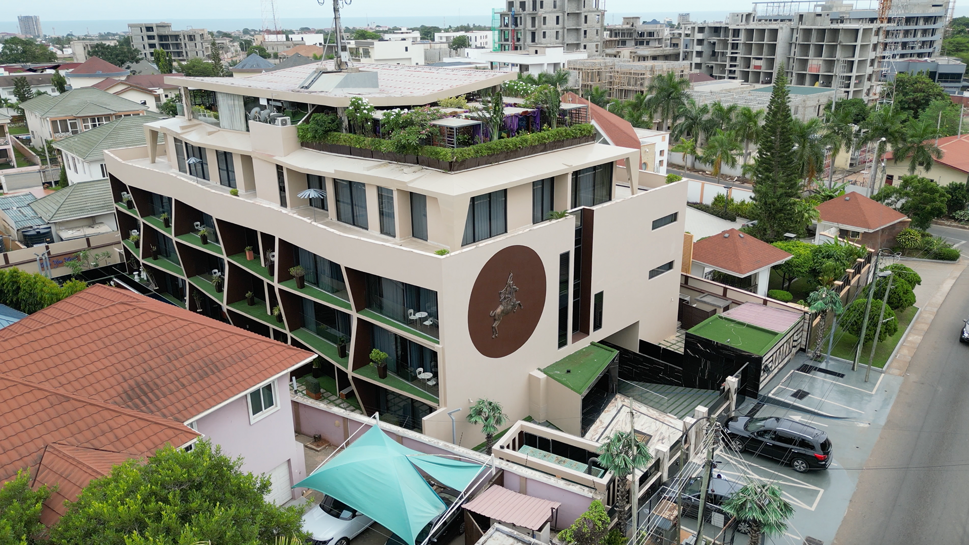 The Vynyard, Accra